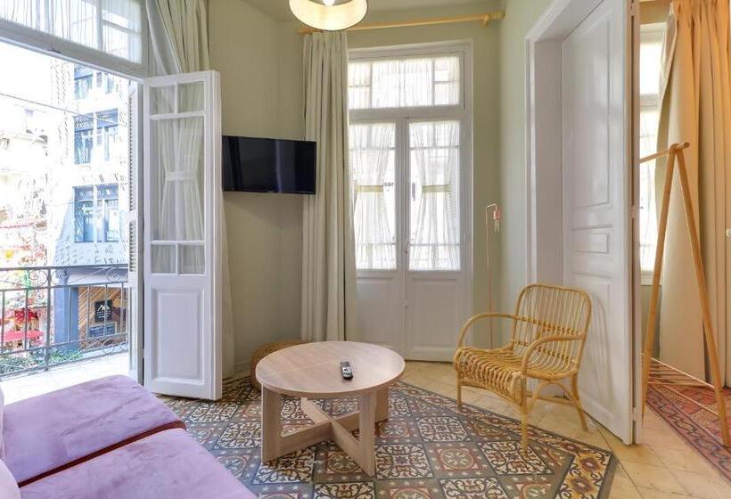 Апартаменты 1 Спальня с Балконом, Athensvintage