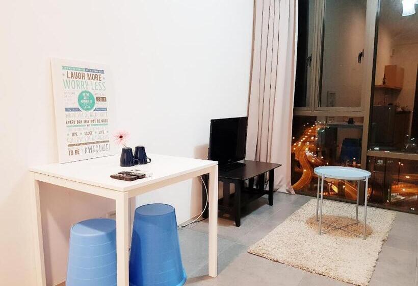 デラックススタジオ, Tenzou @ Empire Damansara