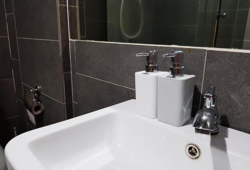 スタンダードスタジオ, Tenzou @ Empire Damansara