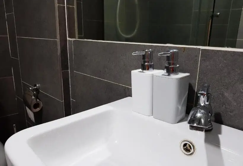 استودیوی استاندارد, Tenzou @ Empire Damansara