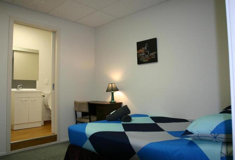 Quarto Estandar, Backpackers Central Hamilton
