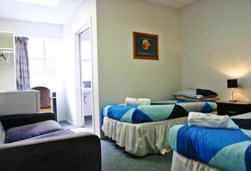 Quarto Estandar, Backpackers Central Hamilton