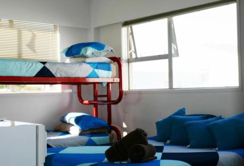 Quarto Familiar, Backpackers Central Hamilton
