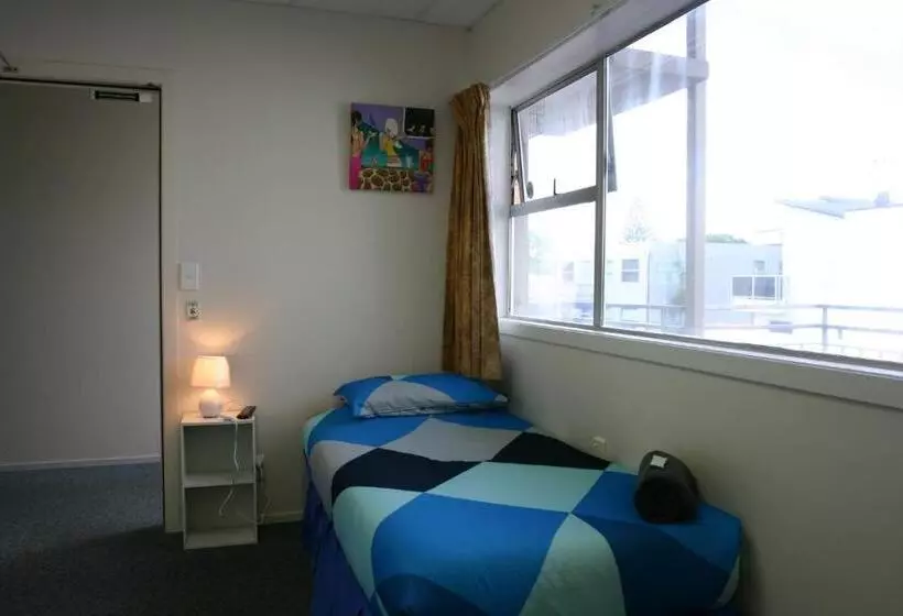 Habitació Estàndard Individual Bany Compartit, Backpackers Central Hamilton