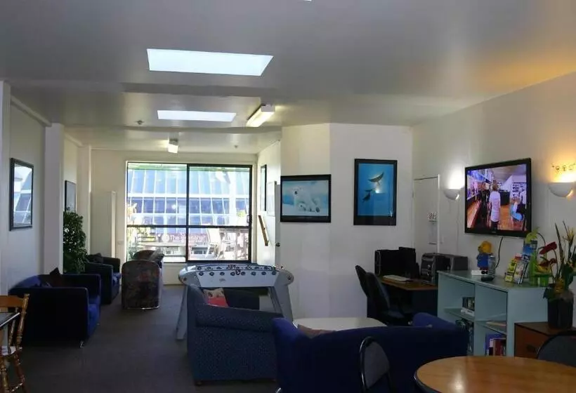 Habitació Estàndard Bany Compartit, Backpackers Central Hamilton
