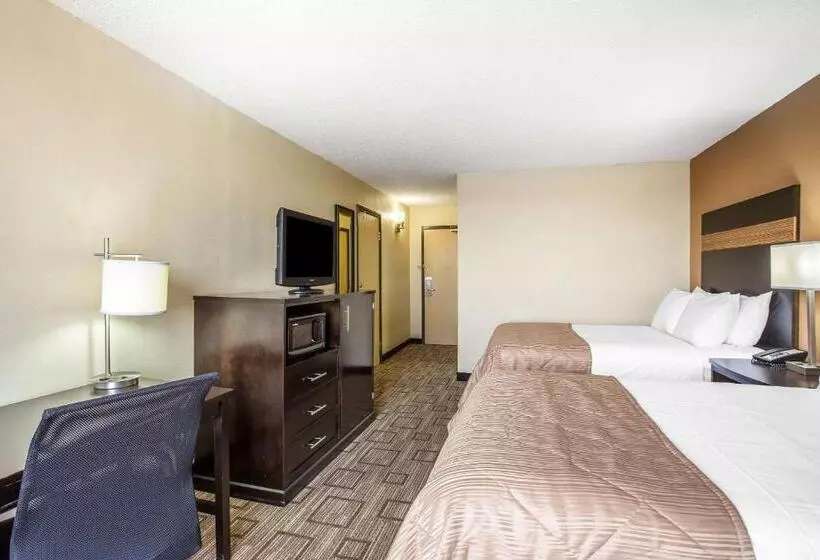 ２ダブルベッドのスタンダードルーム, Clarion Hotel Fort Mill Near Amusement Park