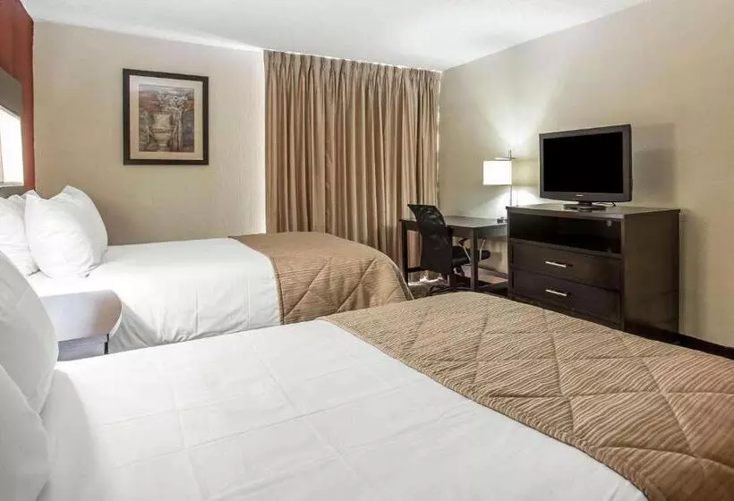 ２ダブルベッドのスタンダードルーム, Clarion Hotel Fort Mill Near Amusement Park