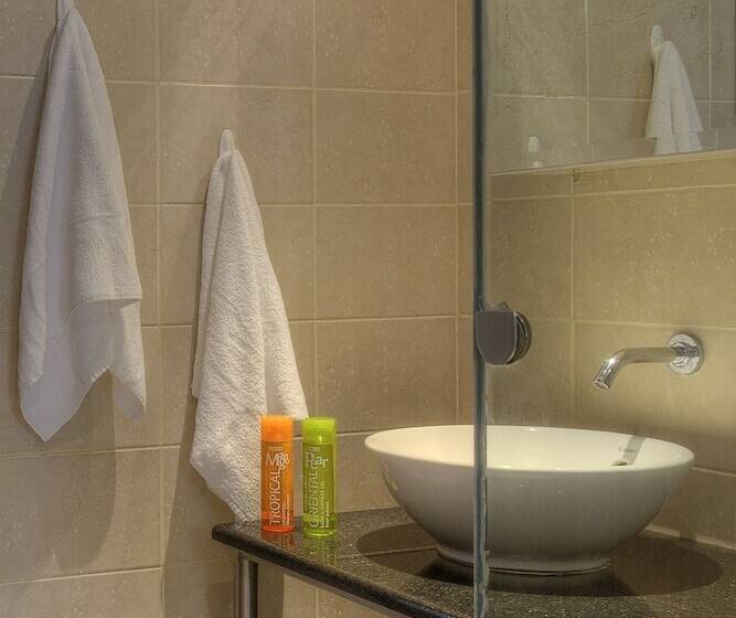 스탠다드 스튜디오, Heri Heights Hotel Apartments, Surestay Collection By Best Western