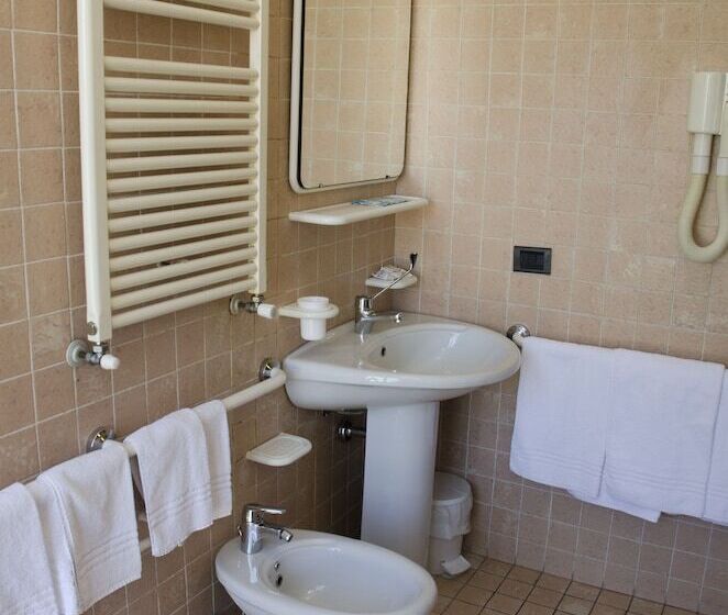 Pokój Standard Jednoosobowy, Albergo Cenni