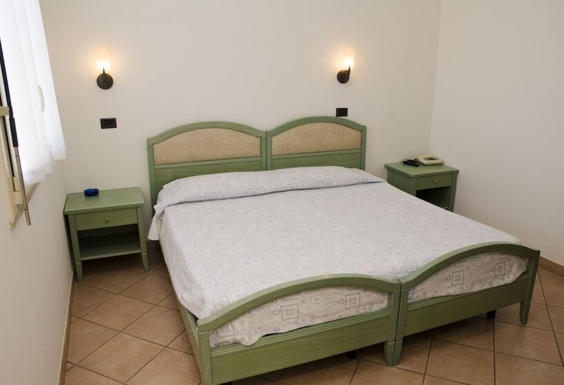 اتاق استاندارد, Albergo Cenni
