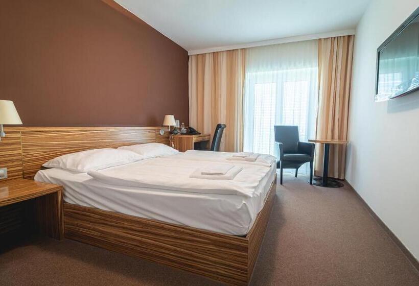 اتاق استاندارد, Casino & Hotel Admiral Kozina