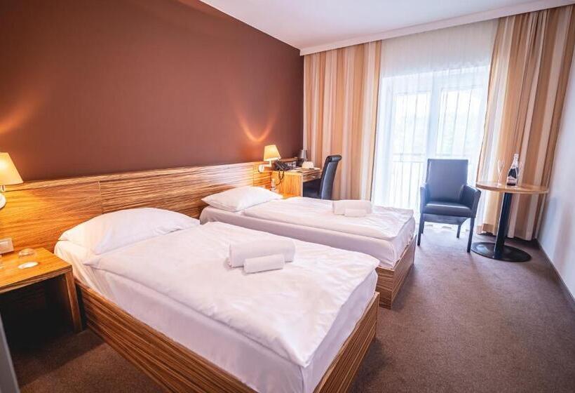 اتاق استاندارد, Casino & Hotel Admiral Kozina