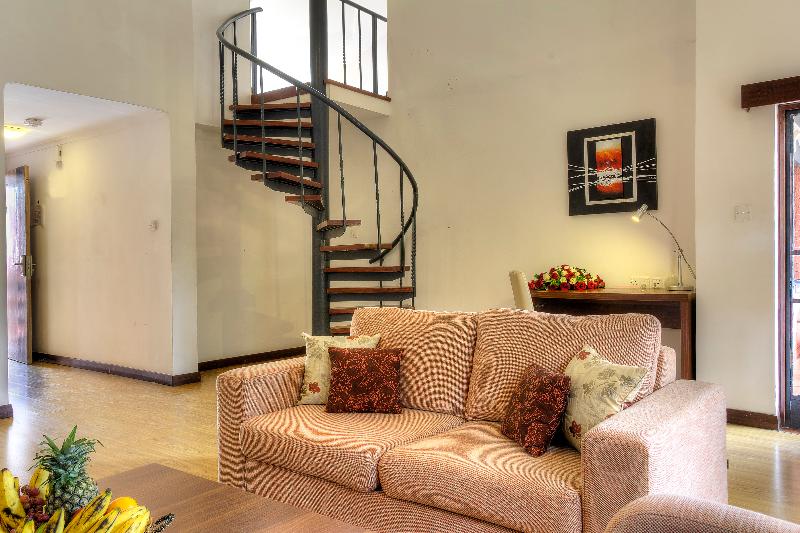 سوییت, City Corporate Inn