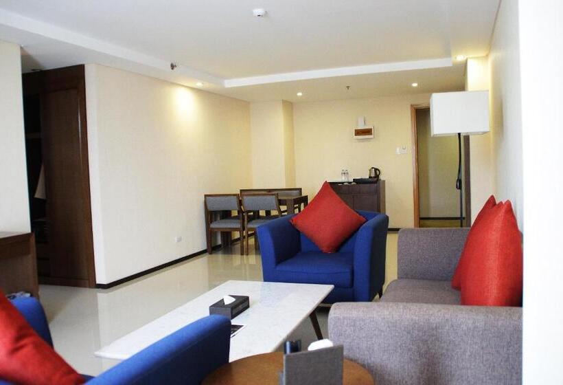 اتاق اجرایی با تخت بزرگ, Golden Phoenix Hotel   Manila