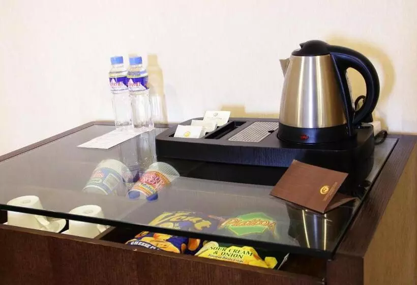 キングサイズベッドのエクゼクティブルーム, Golden Phoenix Hotel   Manila