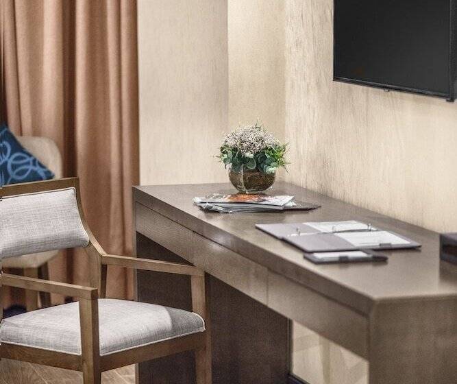 Номер Superior, Golden Phoenix Hotel   Manila
