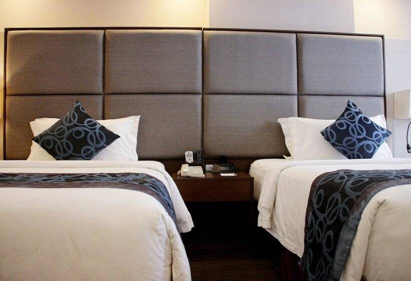 Номер Deluxe, Golden Phoenix Hotel   Manila