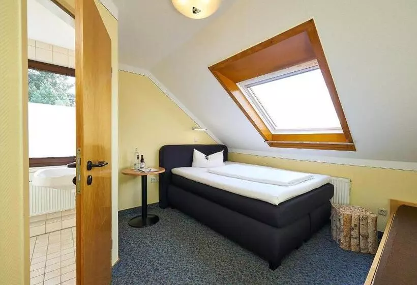 スタンダードシングルルーム, Landhotel Karrenberg