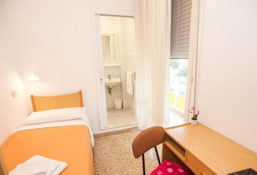 スタンダードシングルルーム, Massimo