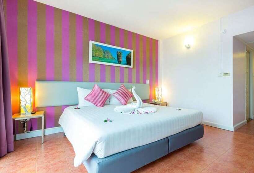 Номер Стандарт Вид на Город, On Hotel Phuket   Sha