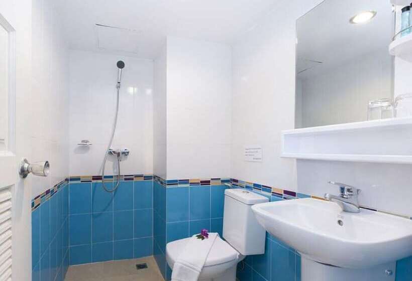 Номер Deluxe с Балконом, On Hotel Phuket   Sha