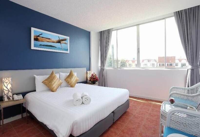 Номер Стандарт Вид на Город, On Hotel Phuket   Sha