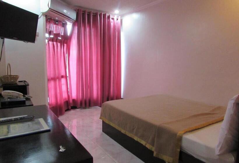 اتاق لوکس, Oyster Plaza