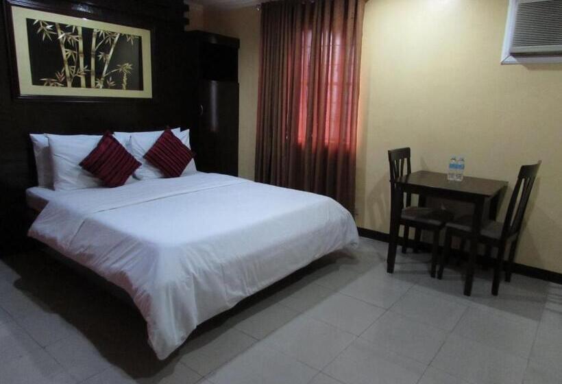 سوییت جونیور, Oyster Plaza