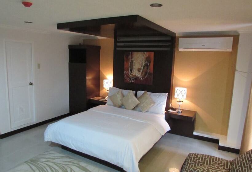 سوییت خانوادگی, Oyster Plaza