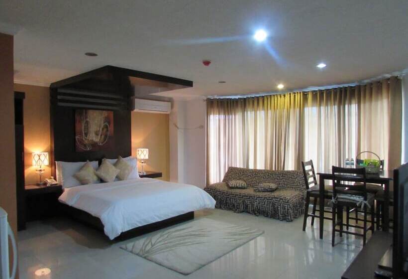 سوییت خانوادگی, Oyster Plaza