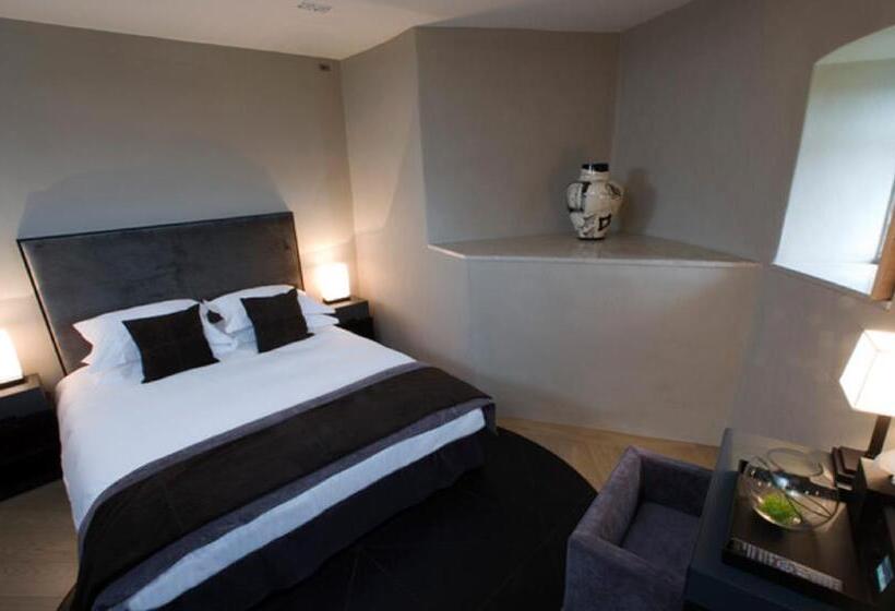 1间卧室的房子, Roch Castle