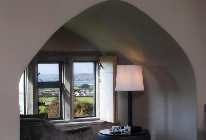 חדר סטנדרט עם מיטת קינג, Roch Castle