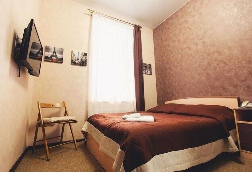 اتاق استاندارد, Shale On Komsomolskiy