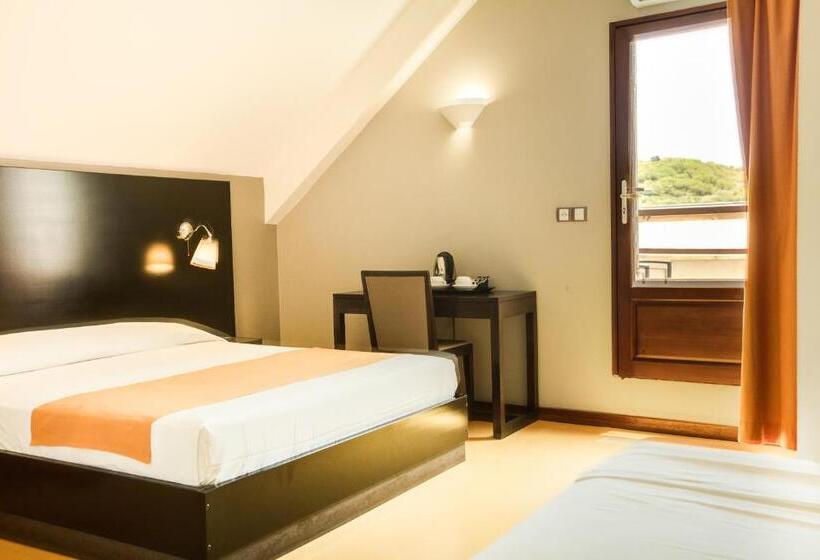 스탠다드 트리플 룸, Tama