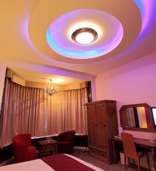 סוויטה אקזקיוטיב, The Pearl