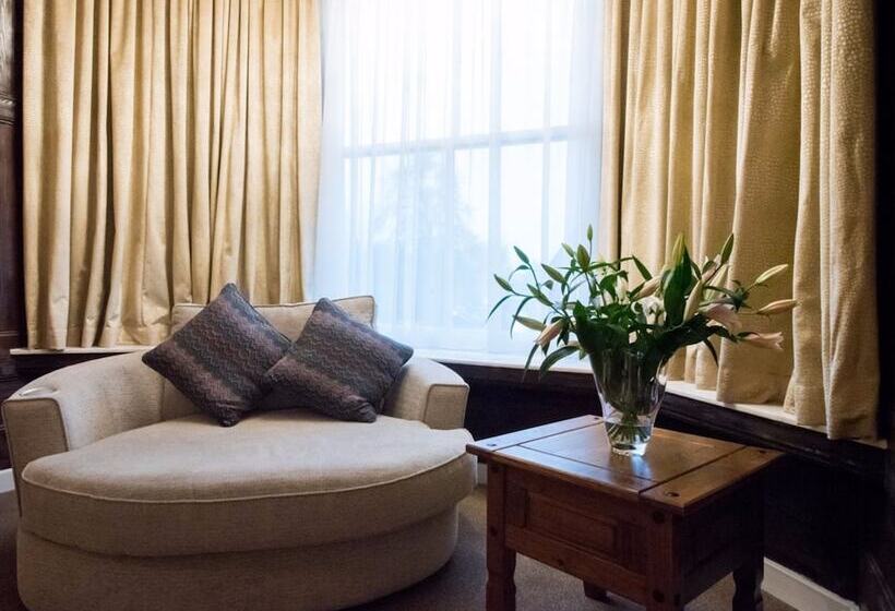 סוויטה דלוקס, The Pearl