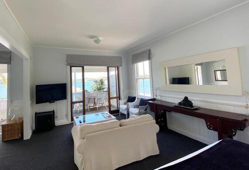 סטודיו סופריור עם נוף לים, Mangonui Waterfront Apartments