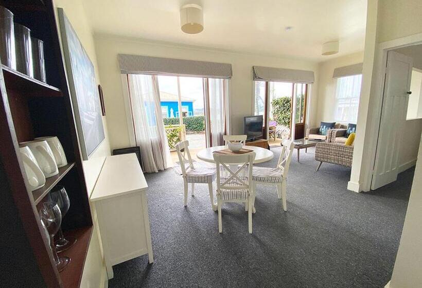 דירת חדר בקומת קרקע, Mangonui Waterfront Apartments