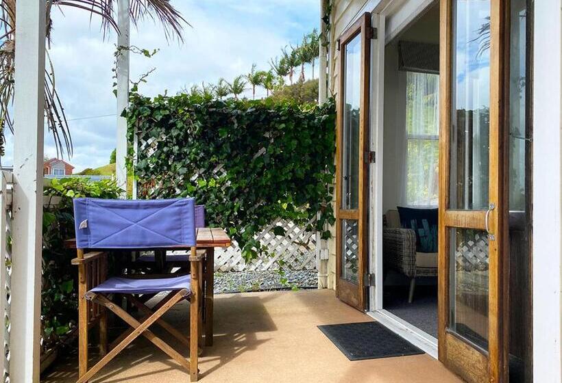 דירת חדר בקומת קרקע, Mangonui Waterfront Apartments