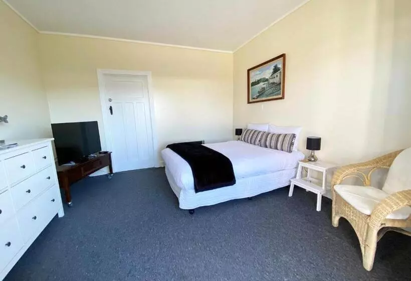 Standard-studio, Mangonui Waterfront Apartments
