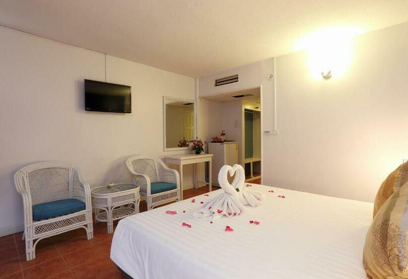 Номер Стандарт Вид на Город, On Hotel Phuket   Sha