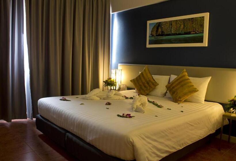 스탠다드 도시전망 룸, On Hotel Phuket   Sha