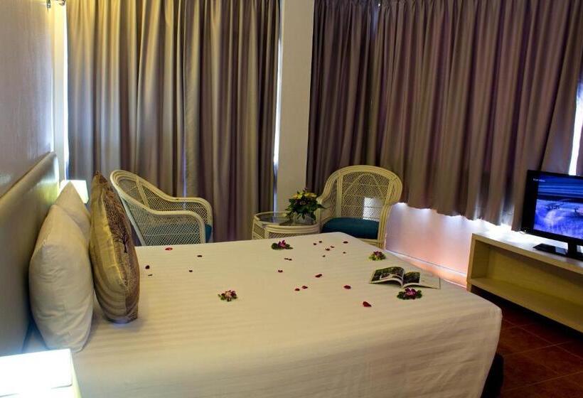 이코노미 룸, On Hotel Phuket   Sha