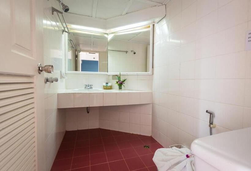 Семейный Номер, On Hotel Phuket   Sha