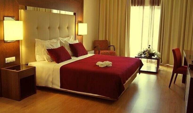 Президентский Люкс, Placido Hotel Douro   Tabuaco