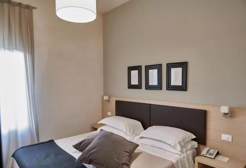 クラシックジュニアスイート, Rouge Hotel International