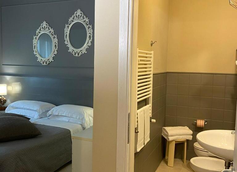 スタンダードルーム, Rouge Hotel International