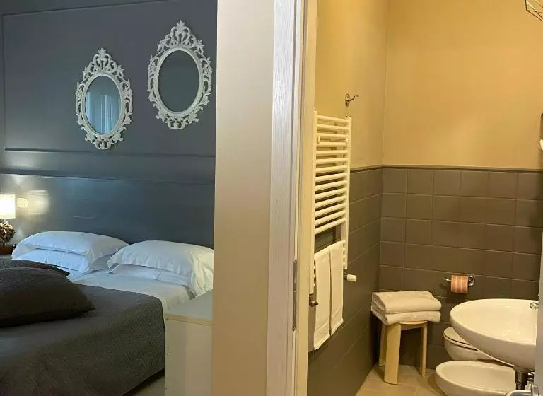 スタンダードルーム, Rouge Hotel International