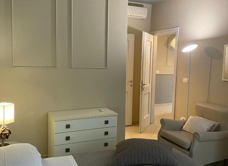 スタンダードルーム, Rouge Hotel International