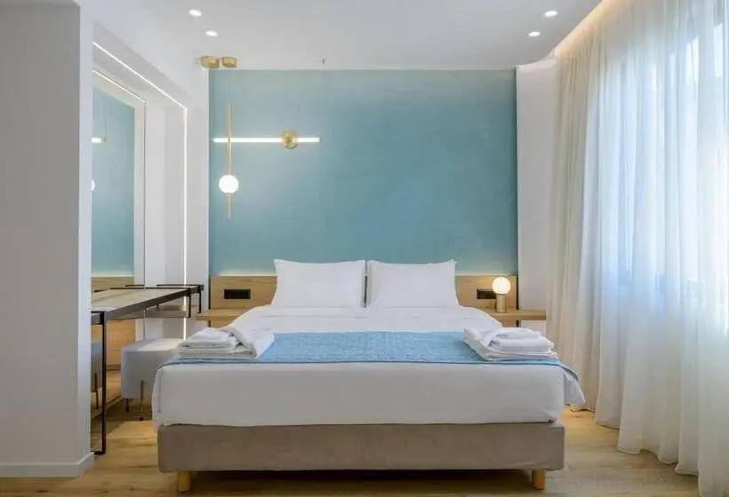 スイート, Acropolis Magenta Luxury Suites
